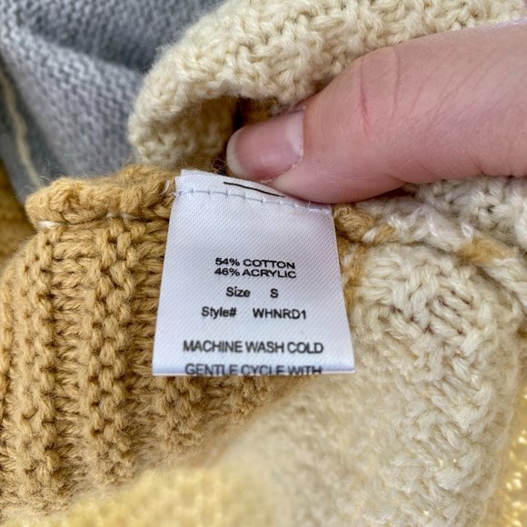 Woven Heart Color Blocked Oversized Cardigan Sweater - Picture 4 of 8